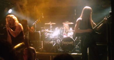 Manowar - All Men Play On Ten