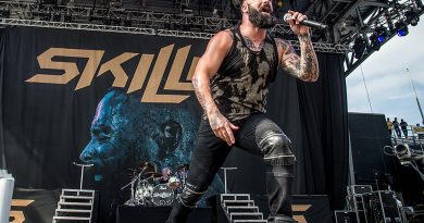 Skillet - Lucy