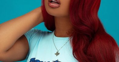 Megan Thee Stallion, Moneybagg Yo - Make a Bag