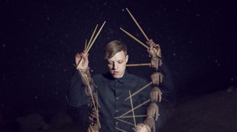 Robert DeLong - Don't Wait Up