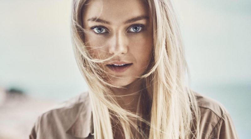 Astrid S - Does She Know