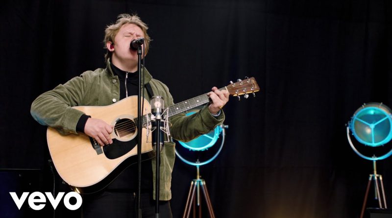 Lewis Capaldi - Forever