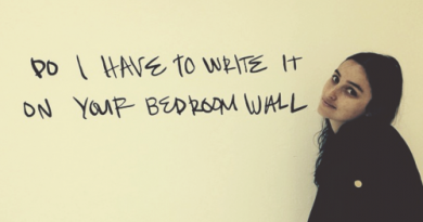 BANKS - Bedroom Wall