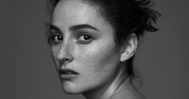 BANKS - Lovesick