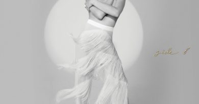 Carly Rae Jepsen - This Love Isn't Crazy