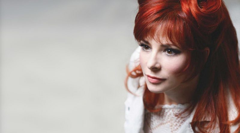 Mylène Farmer - Eaunanisme