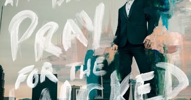 Panic! At The Disco - Roaring 20s