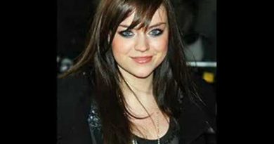 Footballer's Wife Amy Macdonald