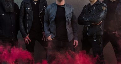 Stone Sour - Love Gun