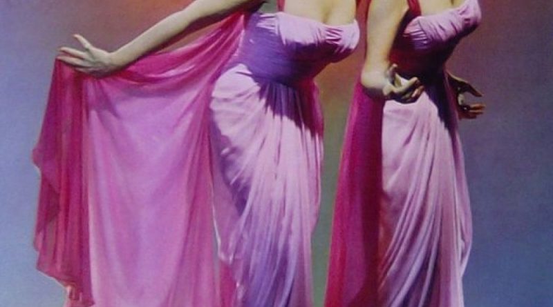The Barry Sisters - Chiribim Chiribom