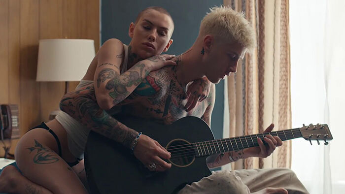 Machine Gun Kelly - Invincible