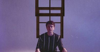 Alec Benjamin - Jesus In LA