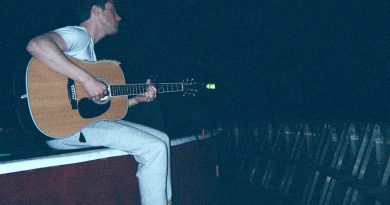 Alec Benjamin - Six Feet Apart