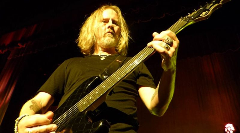Alice In Chains - Sludge Factory