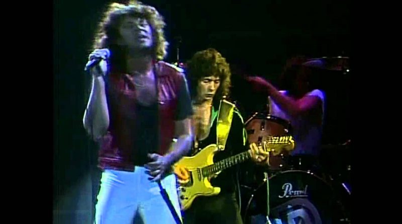 Deep Purple - A Gypsy's Kiss