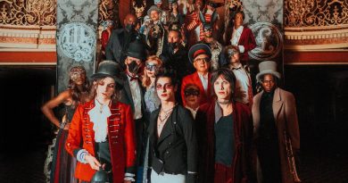 Palaye Royale - Hang on to Yourself