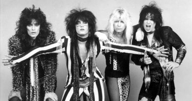 Mötley Crüe - Bastard