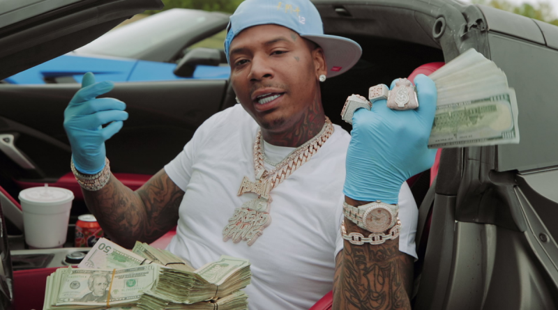MONEYBAGG YO - Me Vs Me
