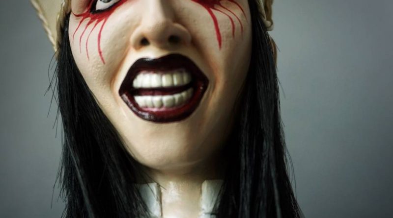 Marilyn Manson - Disposable Teens