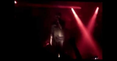 Marilyn Manson - Slave Only Dreams To Be King