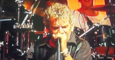 Nazareth - Let Me Be Your Dog