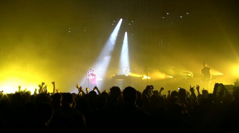 Nine Inch Nails - Lights In the Sky