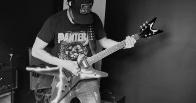 Pantera - By Demons Be Driven
