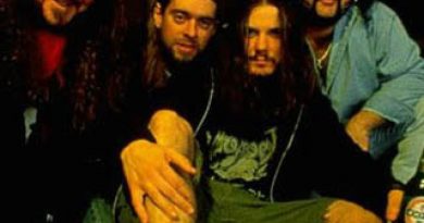 Pantera - Hole in the Sky