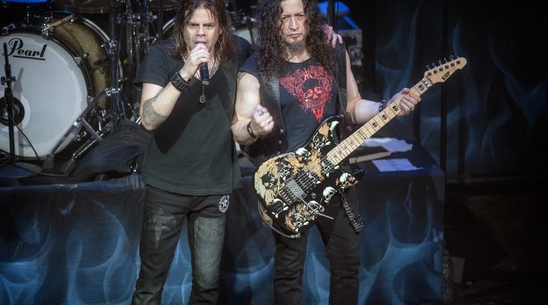 Queensrÿche - Broken