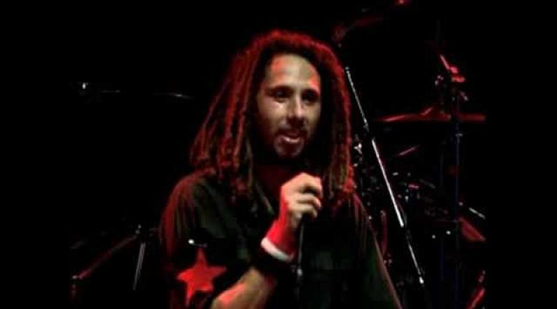 Rage Against The Machine - Beautiful World