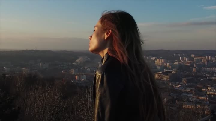 Луна - Поцелуи