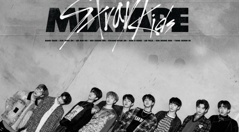 Stray Kids - Grrr