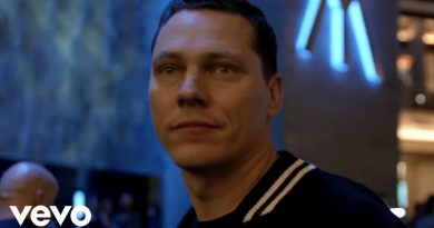 Tiësto, Shaun Frank, Snoop Dogg, Fontwell - On My California
