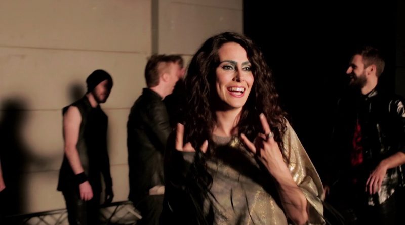 Within Temptation feat. Howard Jones - Dangerous