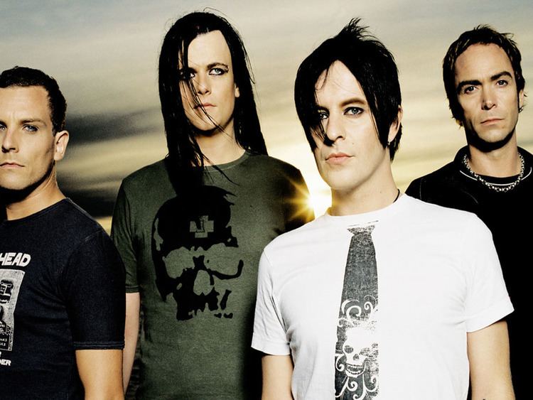 Apoptygma Berzerk - Non-Stop Violence