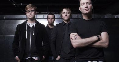 Thousand Foot Krutch - Complicate You