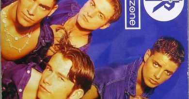 Boyzone - Love Me For A Reason