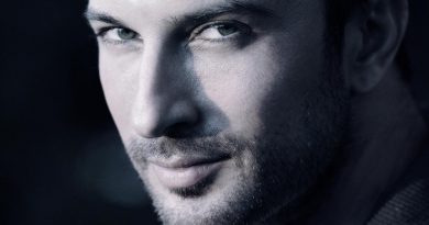 Tarkan - Kimdi?