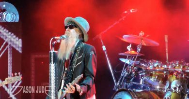 ZZ Top - Heard It on the X
