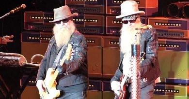 ZZ Top - Pearl Necklace