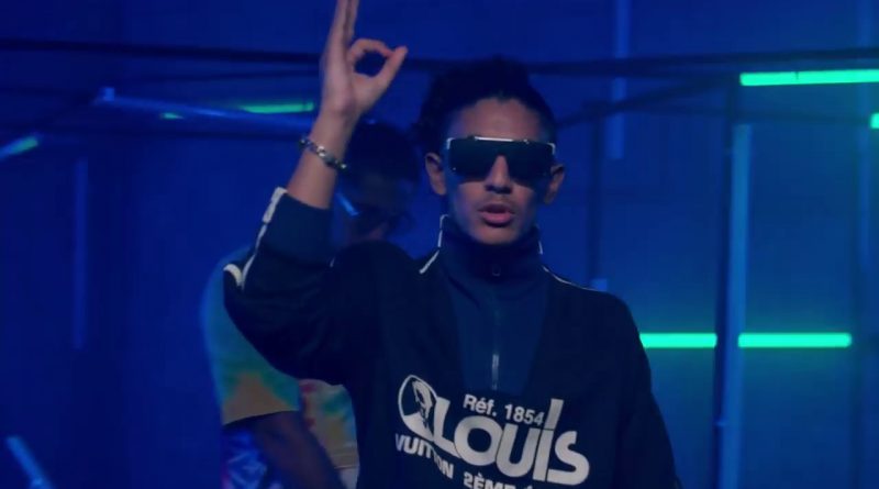 MMZ – Capuché Dans Le Club