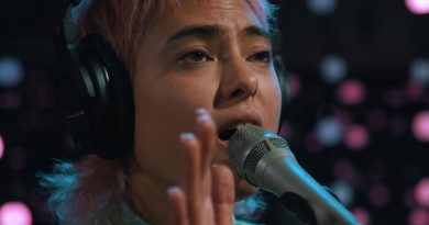Miya Folick - Cost Your Love