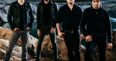 And you will know us by the trail of dead – Gravity