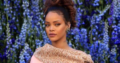 Rihanna - Sex With Me