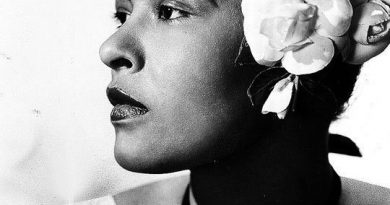 Billie Holiday - Stormy Weather