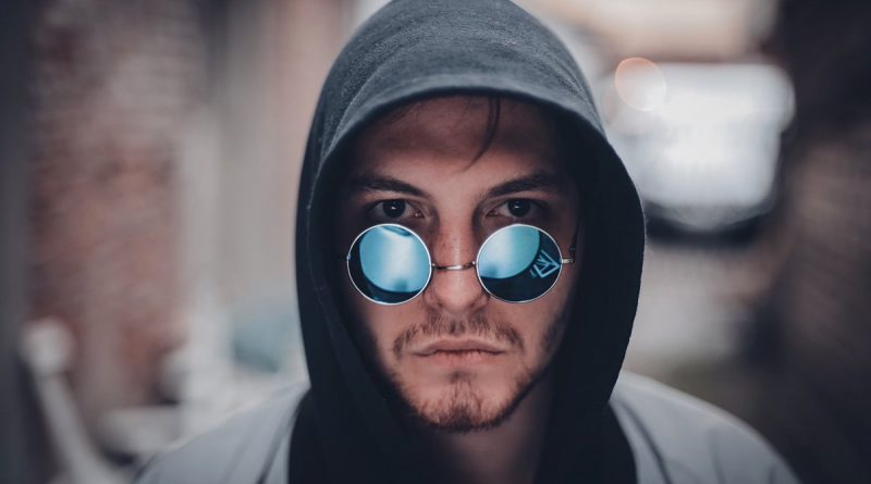 Loqiemean - Милый прадед