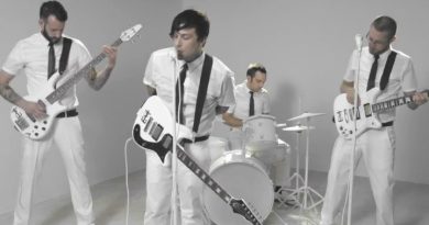 frnkiero and the cellabration - Blood Infections