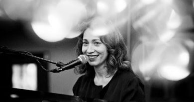 Regina Spektor - Ballad of a Politician