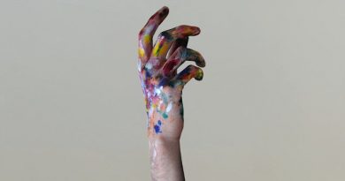 Keaton Henson - On The News