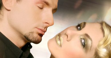 Гости Из Будущего - Люби Меня По - Французски